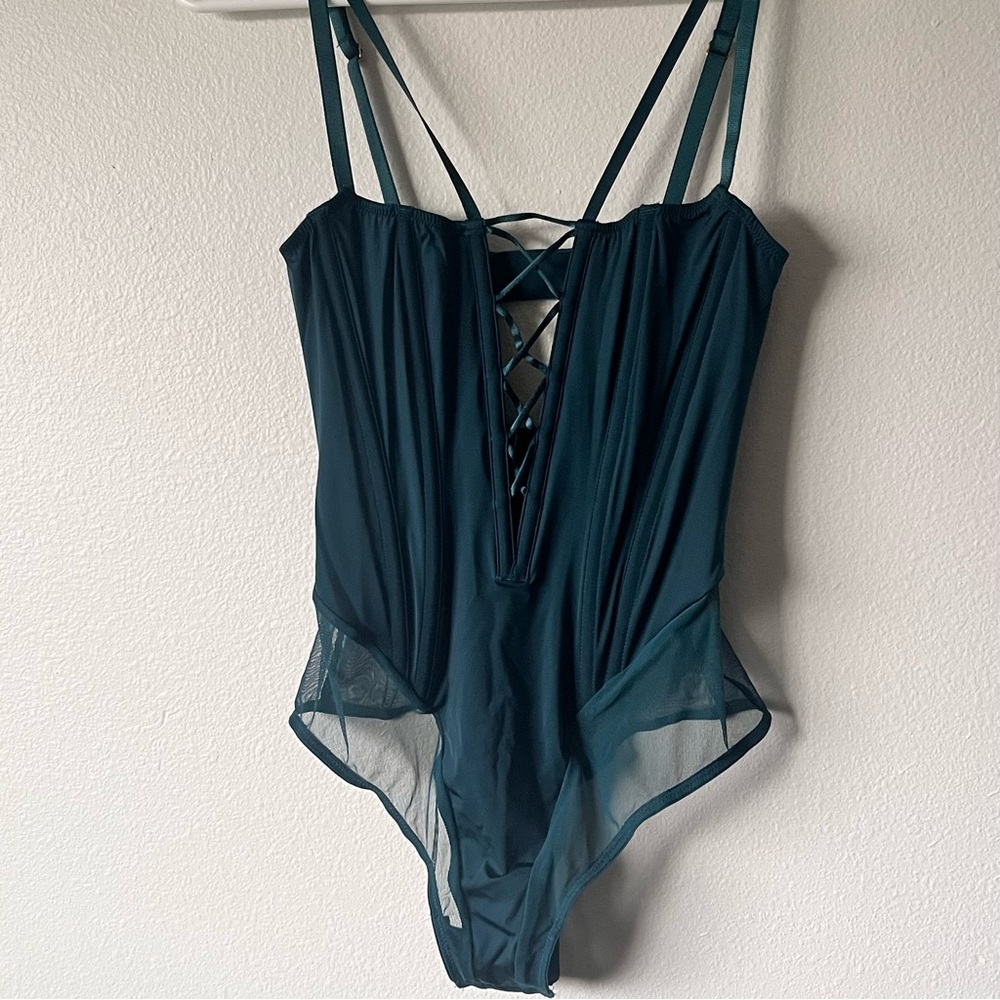 LAST DAY -- NWT VS Very Sexy Lace-Up Corset Forest Green Teddy - Picture 4 of 8